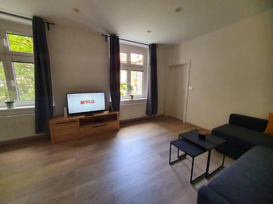 Lovely & Unique Apt In The Historic Center. Братислава Экстерьер фото